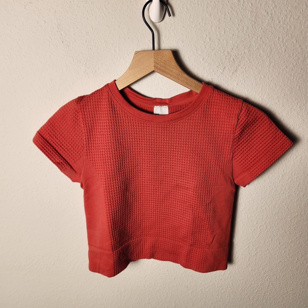 All In Motion Womens Red Waffle Knit Seamless Short Sleeve Crop Top Small